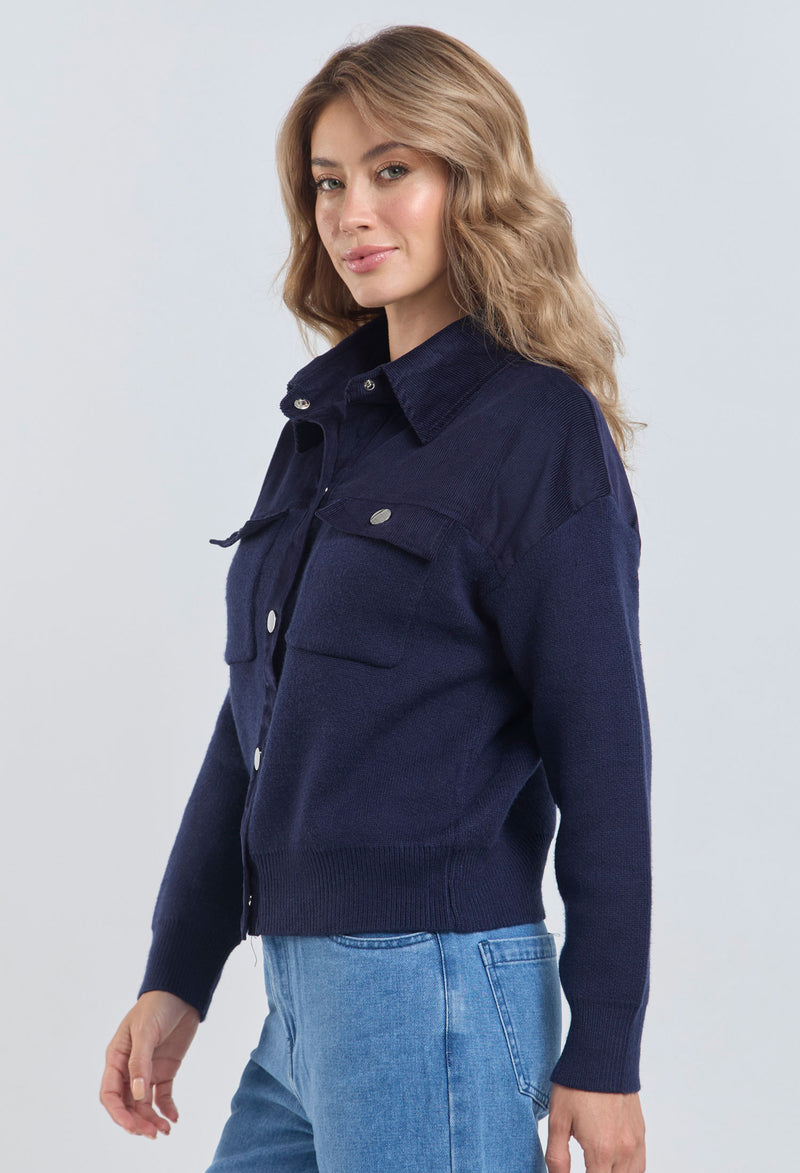 Chaqueta Rib Gamuza vista 2 - BYBLA Colombia